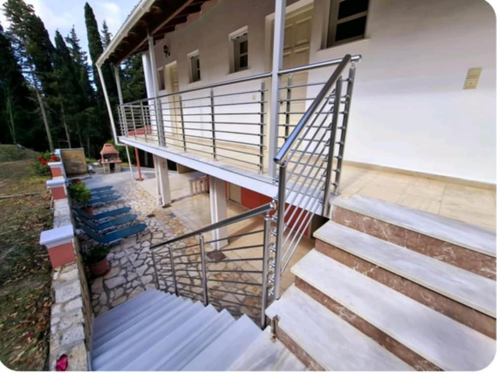 Villa Danai Agios Georgios Pagon Exterior foto
